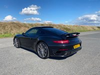USED 2014 63 PORSCHE 911 3.8 TURBO PDK 2d 520 BHP PDK - SUNROOF - BOSE - NAVIGATION - DAB - LEATHER SEATS - 20 INCH ALLOY WHEELS - HEATED SEATS - BLACK METALLIC
