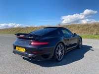 USED 2014 63 PORSCHE 911 3.8 TURBO PDK 2d 520 BHP PDK - SUNROOF - BOSE - NAVIGATION - DAB - LEATHER SEATS - 20 INCH ALLOY WHEELS - HEATED SEATS - BLACK METALLIC