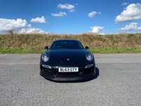 USED 2014 63 PORSCHE 911 3.8 TURBO PDK 2d 520 BHP PDK - SUNROOF - BOSE - NAVIGATION - DAB - LEATHER SEATS - 20 INCH ALLOY WHEELS - HEATED SEATS - BLACK METALLIC