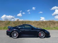 USED 2014 63 PORSCHE 911 3.8 TURBO PDK 2d 520 BHP PDK - SUNROOF - BOSE - NAVIGATION - DAB - LEATHER SEATS - 20 INCH ALLOY WHEELS - HEATED SEATS - BLACK METALLIC