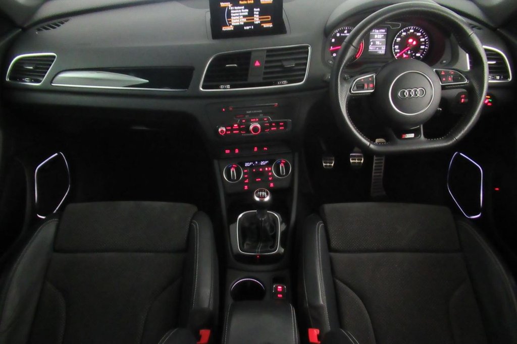 USED 2018 18 AUDI Q3 1.4 TFSI BLACK EDITION 5d  