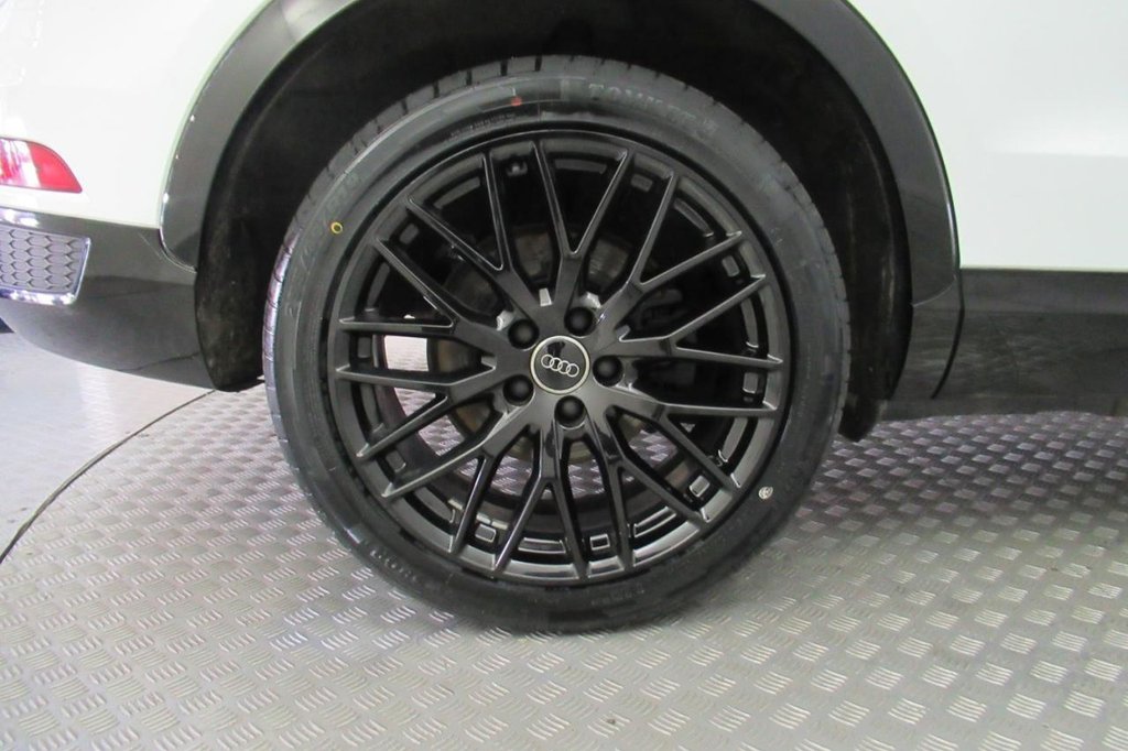 USED 2018 18 AUDI Q3 1.4 TFSI BLACK EDITION 5d  