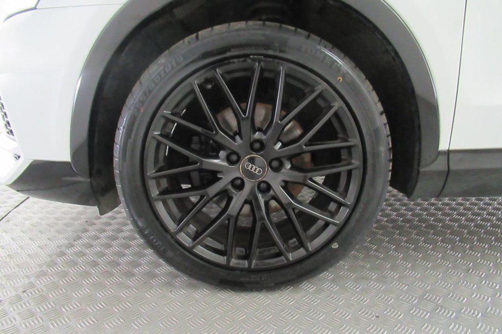 USED 2018 18 AUDI Q3 1.4 TFSI BLACK EDITION 5d  
