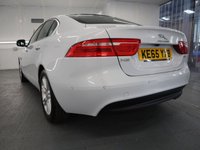 USED 2015 65 JAGUAR XE 2.0 GTDI PRESTIGE 4d 197 BHP ABSOLUTLEY STUNNING LOADED WITH FACTORY EXTRAS.