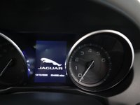 USED 2015 65 JAGUAR XE 2.0 GTDI PRESTIGE 4d 197 BHP ABSOLUTLEY STUNNING LOADED WITH FACTORY EXTRAS.