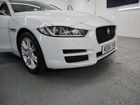 USED 2015 65 JAGUAR XE 2.0 GTDI PRESTIGE 4d 197 BHP ABSOLUTLEY STUNNING LOADED WITH FACTORY EXTRAS.