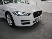 USED 2015 65 JAGUAR XE 2.0 GTDI PRESTIGE 4d 197 BHP ABSOLUTLEY STUNNING LOADED WITH FACTORY EXTRAS.