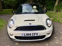 USED 2014 14 MINI CLUBMAN 1.6 COOPER S 5d AUTO 184 BHP //1 LADY OWNER\\ FULL WHITE LEATHER // PANORAMIC GLASS SUNROOF // SATNAV//17'CONICAL ALLOYS//XENON HEADLIGHTS//+ MORE -STUNNING SPEC//FULL MINI GUILDFORD SERVICE HISTORY WITH INVOICES AUTO 184 BHP //1 LADY OWNER\\ FULL WHITE LEATHER // PANORAMIC GLASS SUNROOF // SATNAV//17'CONICAL ALLOYS//XENON HEADLIGHTS//+ MORE -STUNNING SPEC//FULL SERVICE HISTORY WITH INVOICES--LAST SERVICED@44,843 MILES