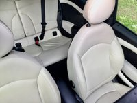 USED 2014 14 MINI CLUBMAN 1.6 COOPER S 5d AUTO 184 BHP //1 LADY OWNER\\ FULL WHITE LEATHER // PANORAMIC GLASS SUNROOF // SATNAV//17'CONICAL ALLOYS//XENON HEADLIGHTS//+ MORE -STUNNING SPEC//FULL MINI GUILDFORD SERVICE HISTORY WITH INVOICES AUTO 184 BHP //1 LADY OWNER\\ FULL WHITE LEATHER // PANORAMIC GLASS SUNROOF // SATNAV//17'CONICAL ALLOYS//XENON HEADLIGHTS//+ MORE -STUNNING SPEC//FULL SERVICE HISTORY WITH INVOICES--LAST SERVICED@44,843 MILES