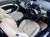 USED 2014 14 MINI CLUBMAN 1.6 COOPER S 5d AUTO 184 BHP //1 LADY OWNER\\ FULL WHITE LEATHER // PANORAMIC GLASS SUNROOF // SATNAV//17'CONICAL ALLOYS//XENON HEADLIGHTS//+ MORE -STUNNING SPEC//FULL MINI GUILDFORD SERVICE HISTORY WITH INVOICES AUTO 184 BHP //1 LADY OWNER\\ FULL WHITE LEATHER // PANORAMIC GLASS SUNROOF // SATNAV//17'CONICAL ALLOYS//XENON HEADLIGHTS//+ MORE -STUNNING SPEC//FULL SERVICE HISTORY WITH INVOICES--LAST SERVICED@44,843 MILES