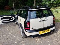USED 2014 14 MINI CLUBMAN 1.6 COOPER S 5d AUTO 184 BHP //1 LADY OWNER\\ FULL WHITE LEATHER // PANORAMIC GLASS SUNROOF // SATNAV//17'CONICAL ALLOYS//XENON HEADLIGHTS//+ MORE -STUNNING SPEC//FULL MINI GUILDFORD SERVICE HISTORY WITH INVOICES AUTO 184 BHP //1 LADY OWNER\\ FULL WHITE LEATHER // PANORAMIC GLASS SUNROOF // SATNAV//17'CONICAL ALLOYS//XENON HEADLIGHTS//+ MORE -STUNNING SPEC//FULL SERVICE HISTORY WITH INVOICES--LAST SERVICED@44,843 MILES
