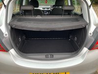 USED 2019 68 VAUXHALL CORSA 1.4 DESIGN 5d 89 BHP 2019 VAUXHALL CORSA DESIGN 5DR AUTOMATIC 1.4 - APPLE CAR PLAY - HEATED FRONT SCREEN - AUTOMATIC TRANSMISSION - CRUISE CONTROL/SPEED LIMITER - 2 FORMER KEEPER - HUGE SAVING ON LIST PRICE WHEN WAS NEW !!!