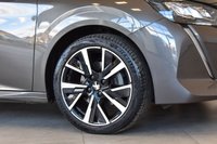 USED 2020 70 PEUGEOT 208 1.2 PURETECH ALLURE PREMIUM S/S 5d 100 BHP Sat Nav, Apple CarPlay, DAB