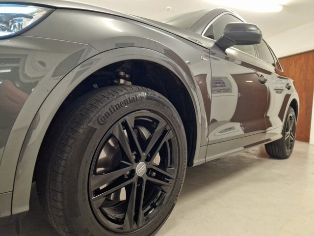 View our AUDI Q5