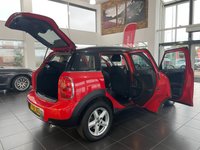 USED 2012 61 MINI COUNTRYMAN 2.0 COOPER D ALL4 5d 110 BHP GREAT SPECIFICATION COMPACT 4X4