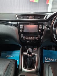 USED 2015 65 NISSAN QASHQAI 1.2 TEKNA DIG-T 5d 113 BHP 