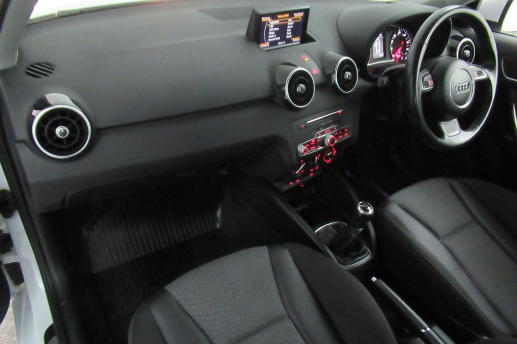 USED 2015 15 AUDI A1 1.4 SPORTBACK TFSI SPORT 5d  