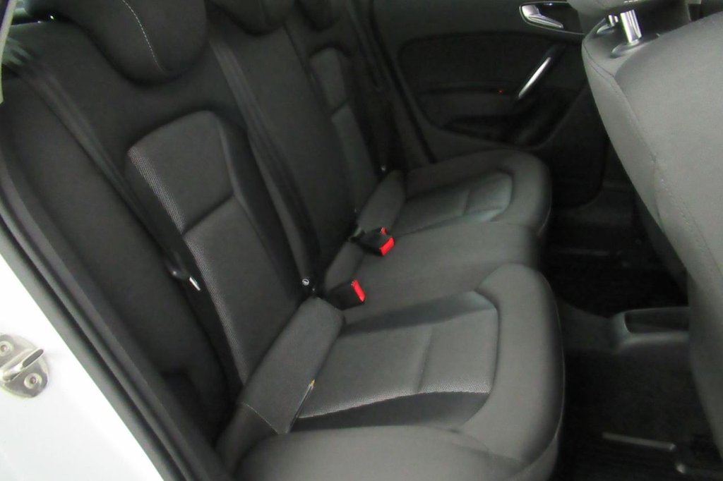 USED 2015 15 AUDI A1 1.4 SPORTBACK TFSI SPORT 5d  