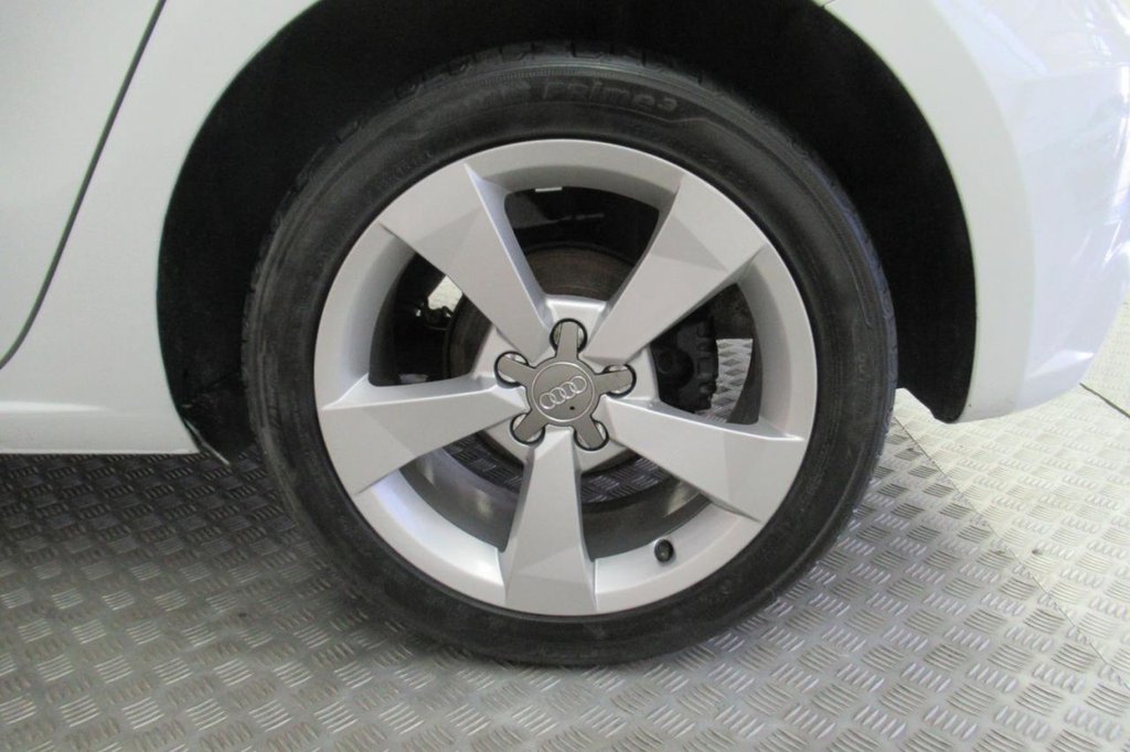USED 2015 15 AUDI A1 1.4 SPORTBACK TFSI SPORT 5d  