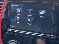 USED 2016 66 RENAULT CAPTUR 0.9 SIGNATURE NAV TCE 5d 90 BHP 