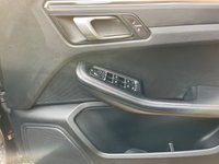 USED 2018 68 PORSCHE MACAN 2.0 PDK 5d 248 BHP 1 PRIVATE OWNER