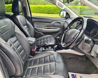 USED 2016 66 MITSUBISHI L200 2.4 DI-D 4WD BARBARIAN DCB 178 BHP MOST HISTORY + SAT NAV + R ,CAMERA