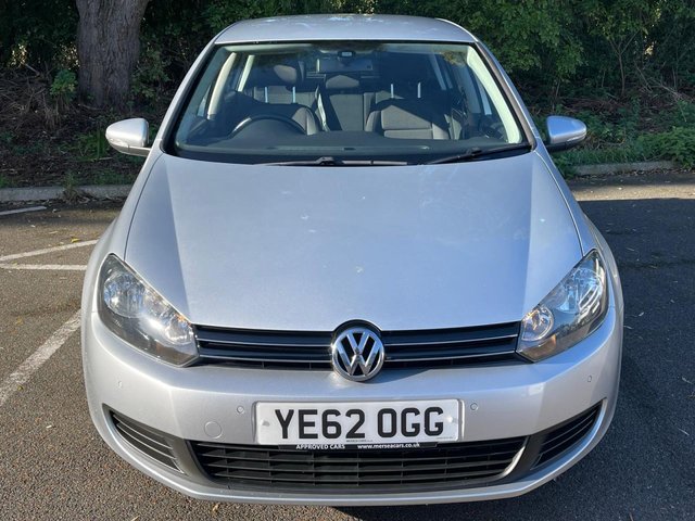 View our VOLKSWAGEN GOLF