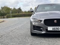 USED 2018 18 JAGUAR XE 2.0 R-SPORT INGENIUM 4d 247 BHP 247 BHP Black Pack & Black 19"Alloy