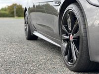 USED 2018 18 JAGUAR XE 2.0 R-SPORT INGENIUM 4d 247 BHP 247 BHP Black Pack & Black 19"Alloy