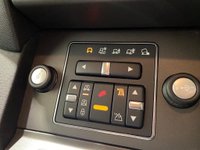 USED 2011 61 LAND ROVER DISCOVERY 3.0 4 SDV6 GS 5d 255 BHP Rear DVD Media Pack, full black leather , facelift model
