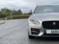 USED 2019 19 JAGUAR XF 2.0 D R-SPORT 5d 177 BHP Black Pack Black 19" Alloys