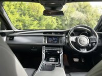 USED 2019 19 JAGUAR XF 2.0 D R-SPORT 5d 177 BHP Black Pack Black 19" Alloys