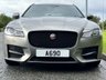 USED 2019 19 JAGUAR XF 2.0 D R-SPORT 5d 177 BHP Black Pack Black 19" Alloys