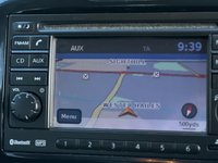 USED 2011 60 NISSAN JUKE 1.6 ACENTA PREMIUM 5d 117 BHP BLUETOOTH + AUX + REVERSING CAMERA + SAT NAV +  CLIMATE CONTROL + SPORT / NORMAL / ECO DRIVING MODES