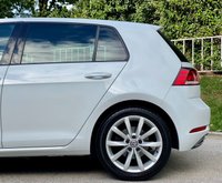 USED 2017 67 VOLKSWAGEN GOLF 2.0 GT TDI BLUEMOTION TECHNOLOGY 5d 148 BHP 2 KEYS + VERY ECONOMICAL !!