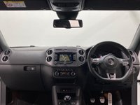 USED 2015 15 VOLKSWAGEN TIGUAN 2.0 R LINE TDI BLUEMOTION TECHNOLOGY 4MOTION 5d 139 BHP 