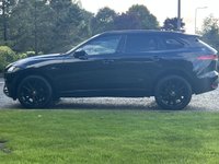 USED 2017 67 JAGUAR F-PACE 2.0 R-SPORT AWD 5d 178 BHP Panoramic Glass Roof 4X4  DAB