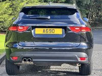 USED 2017 67 JAGUAR F-PACE 2.0 R-SPORT AWD 5d 178 BHP Panoramic Glass Roof 4X4  DAB