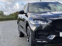 USED 2017 67 JAGUAR F-PACE 2.0 R-SPORT AWD 5d 178 BHP Panoramic Glass Roof 4X4  DAB