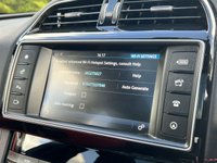 USED 2017 67 JAGUAR F-PACE 2.0 R-SPORT AWD 5d 178 BHP Panoramic Glass Roof 4X4  DAB