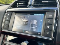 USED 2017 67 JAGUAR F-PACE 2.0 R-SPORT AWD 5d 178 BHP Panoramic Glass Roof 4X4  DAB