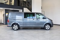 USED 2017 67 VOLKSWAGEN TRANSPORTER T6 T32 2.0 TDI 150PS HIGHLINE KOMBI LWB Comfort Dash, Twin Side Doors