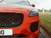 USED 2019 69 JAGUAR E-PACE 2.0d AWD Chequered Flag 5dr (Special Edition) Panoramic Glass Roof Sat Nav
