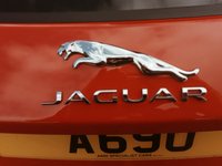 USED 2019 69 JAGUAR E-PACE 2.0d AWD Chequered Flag 5dr (Special Edition) Panoramic Glass Roof Sat Nav