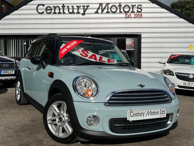 2011 61 MINI Clubman 1.6 Cooper (CHILI) 5dr - BLACK PACK