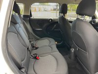 USED 2011 11 MINI COUNTRYMAN 1.6 COOPER D 5d 112 BHP 