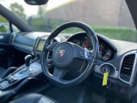 USED 2012 12 PORSCHE CAYENNE 3.0 D V6 TIPTRONIC 5d 245 BHP 