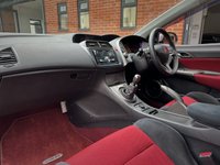 USED 2009 09 HONDA CIVIC 2.0L I-VTEC TYPE-R CHAMPIONSHIP WHITE 3d 198 BHP TOTALLY ORIGINAL