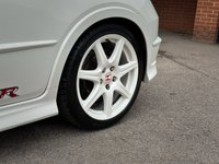 USED 2009 09 HONDA CIVIC 2.0L I-VTEC TYPE-R CHAMPIONSHIP WHITE 3d 198 BHP TOTALLY ORIGINAL