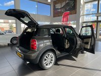 USED 2012 12 MINI COUNTRYMAN 2.0 COOPER D ALL4 5d 110 BHP SATELLITE NAVIGATION / BLUETOOTH